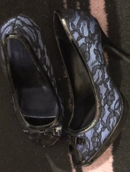 Verkaufe diese Schuhe (NEU)