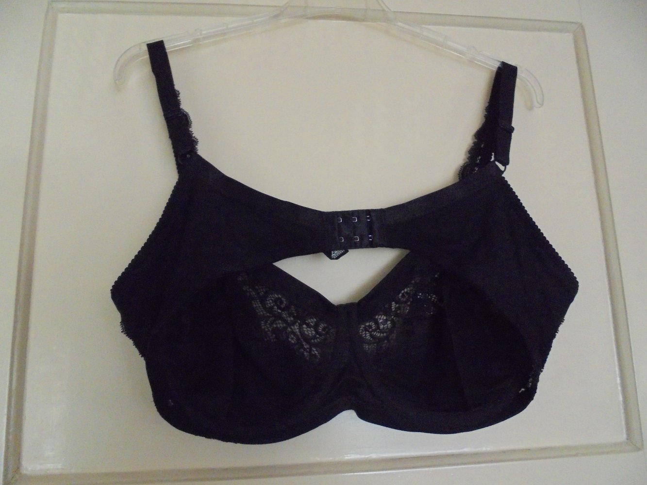 Schwarzer Bügel BH von Luwa Dessous Gr. EUR 95 D