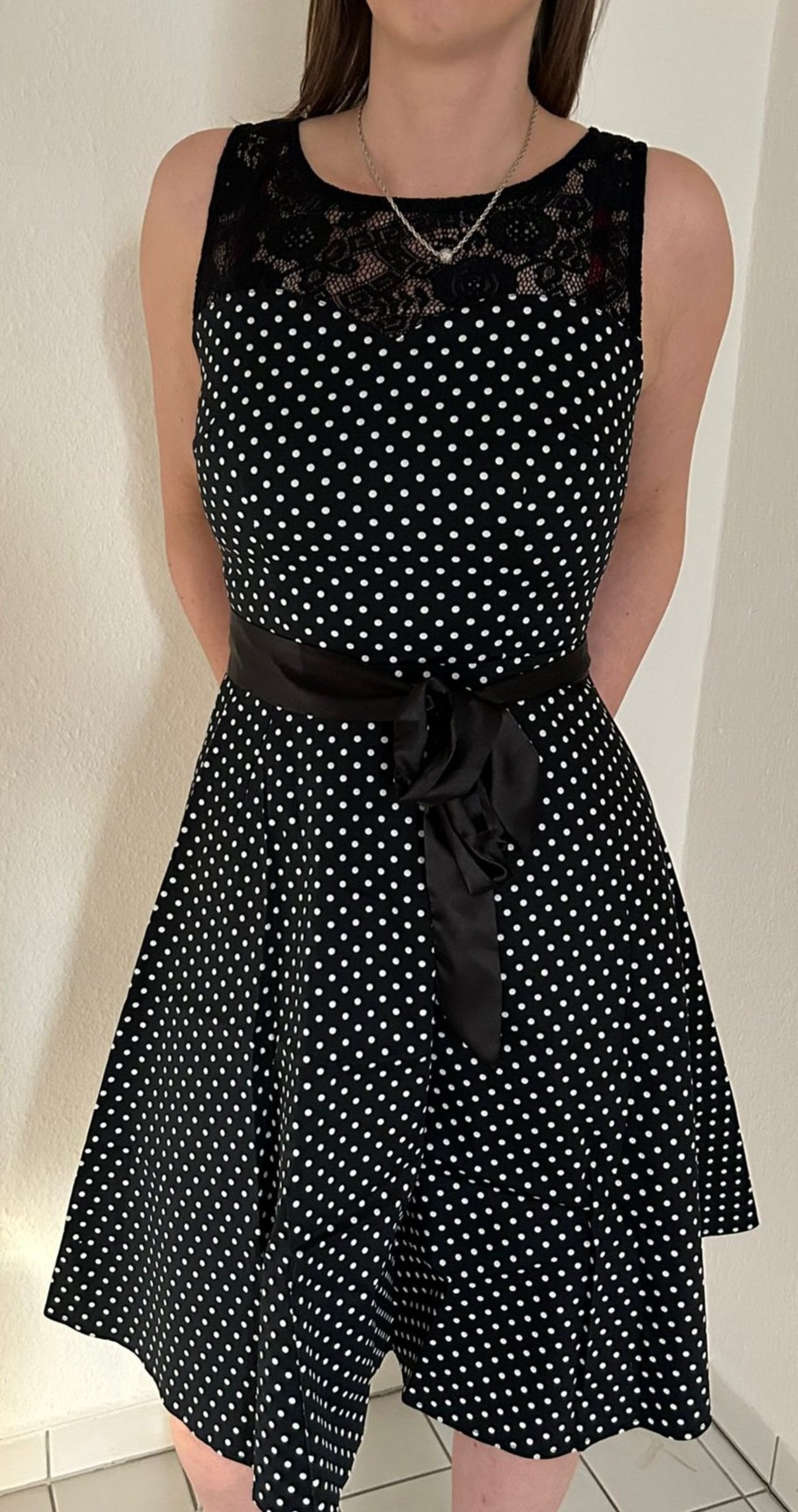 Bbonlinedress 1950er Spitzenkleid Ärmellos Vintage Retro