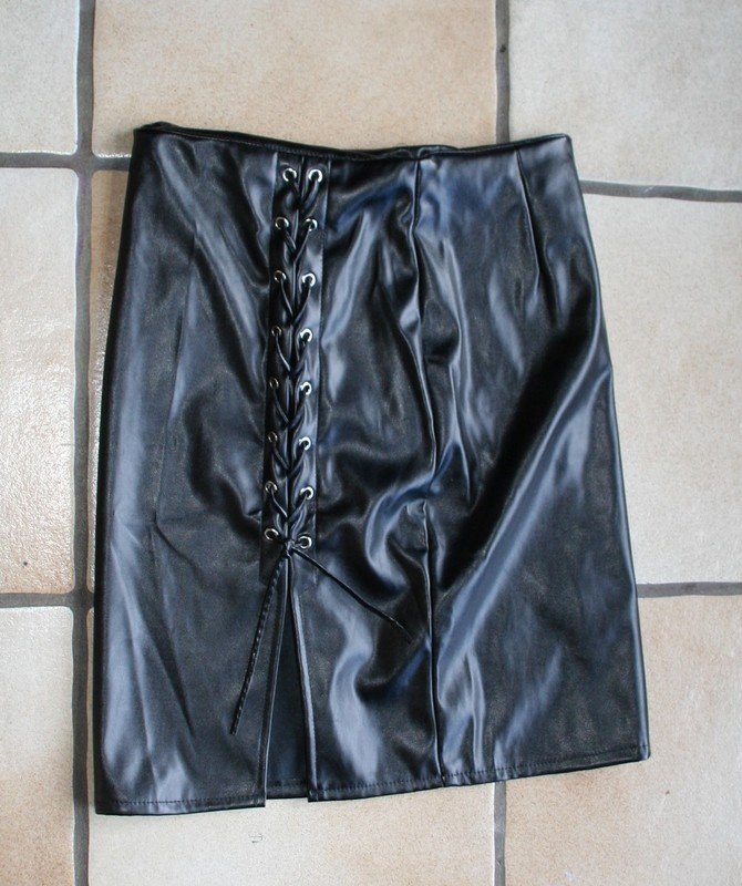 Gothic Kunstlederrock Gothic Gr. S schwarz