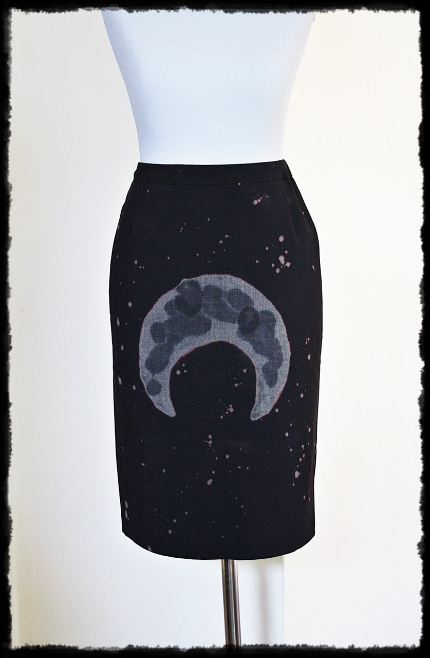 Schöner, schwarzer Bleistiftrock mit Mond, Gr.S