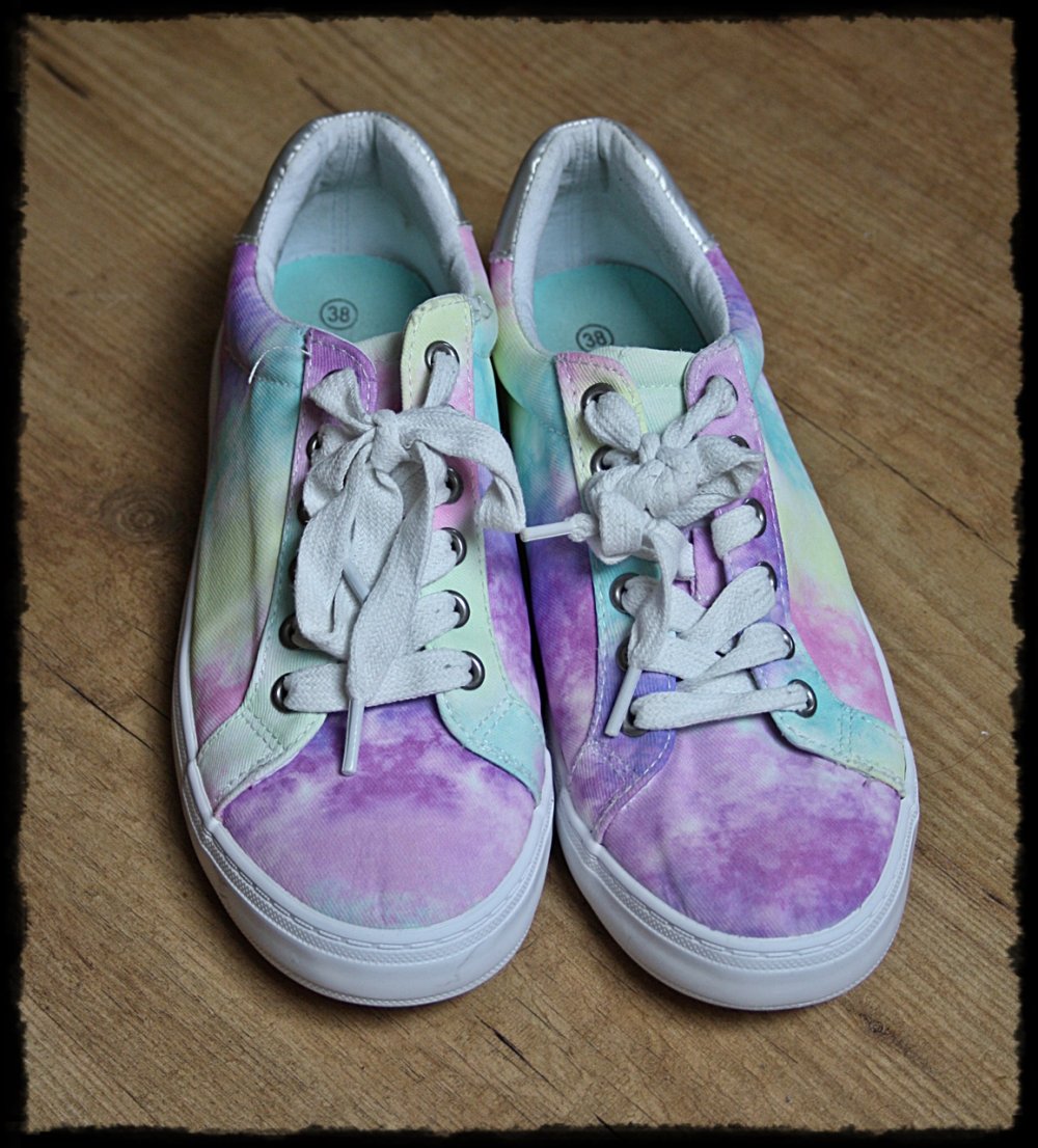 Leichte Sneaker in Pastelltönen, Gr.38