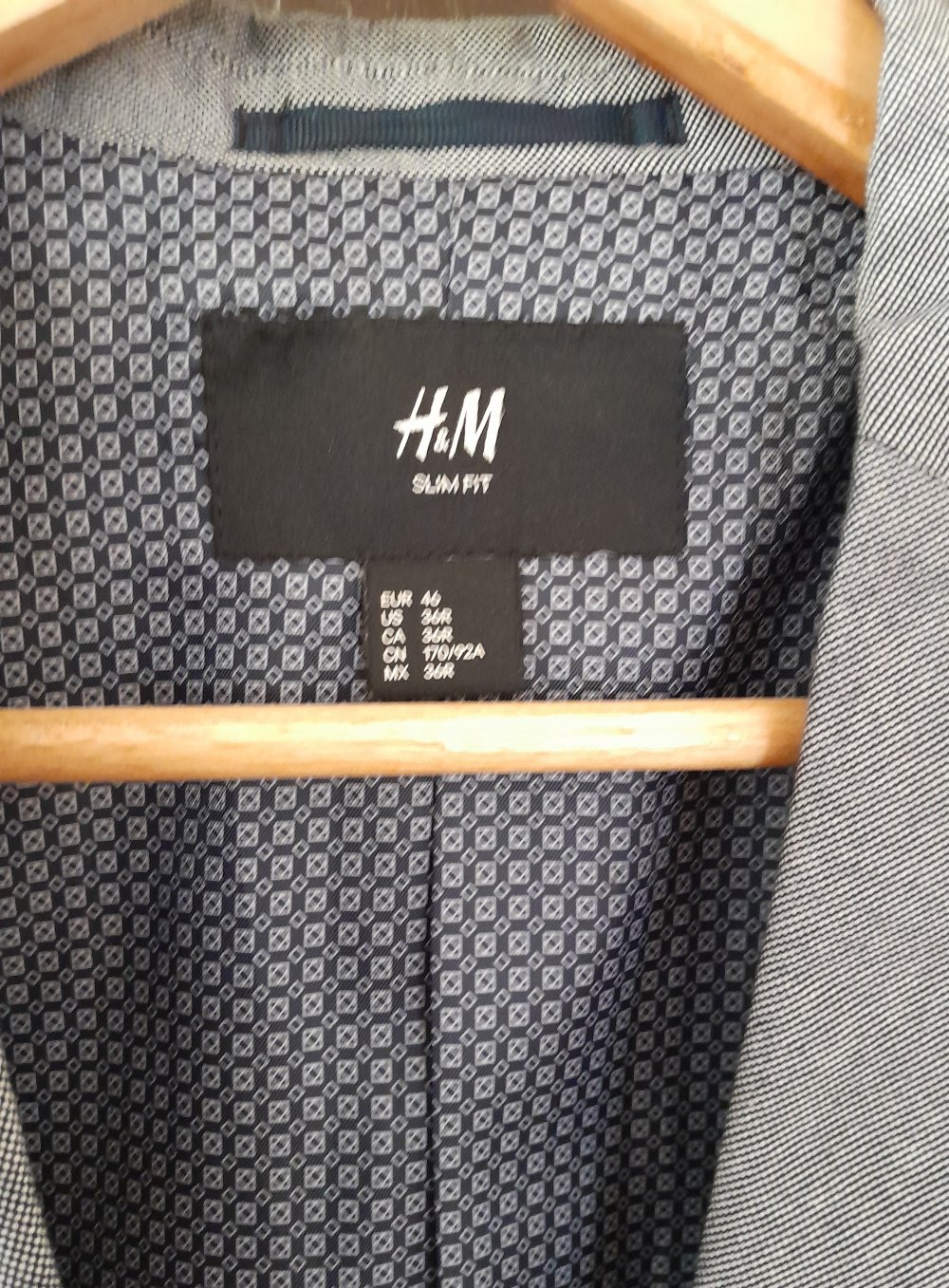 Schöner, grauer Herren Blazer, Gr.46, SlimFit