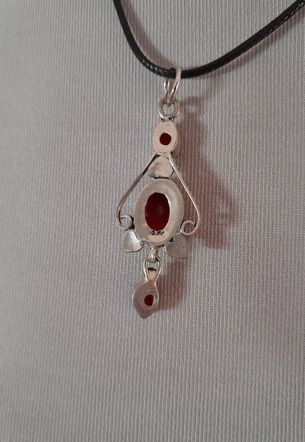 Wunderschöne Kette mit echtsilbernem Vintageanhänger