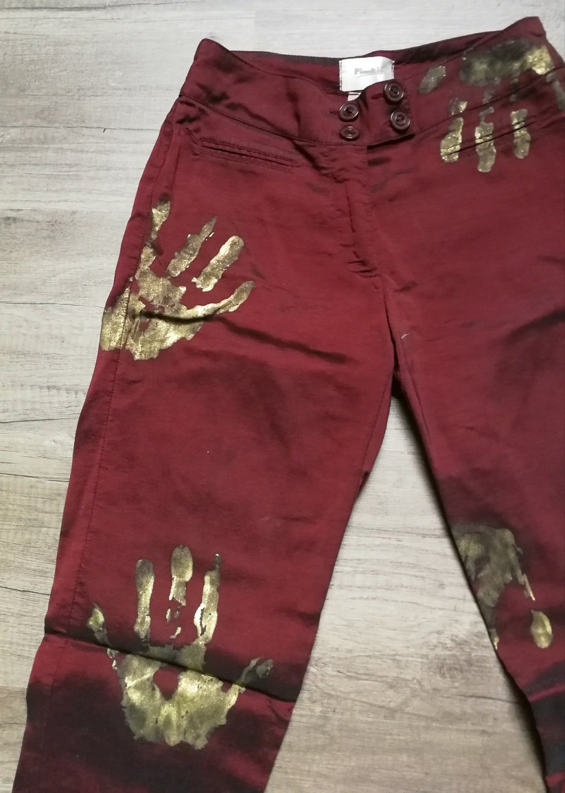 Gold rote Designer-Stoffhose Handprint! 90er Vintage weltweites Rock Fashion Unikat! Bühnenoutfit