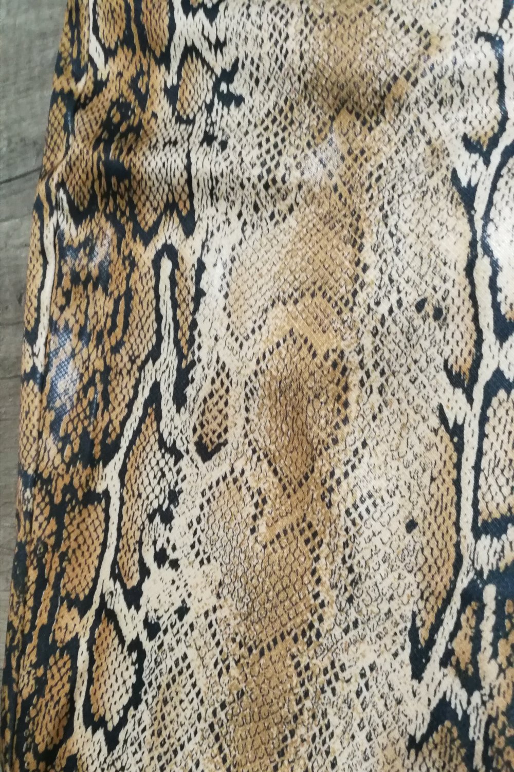 Damenhose Schlangenlederhose Imitat vegan Rockstar Reptil True Vintage Retro 