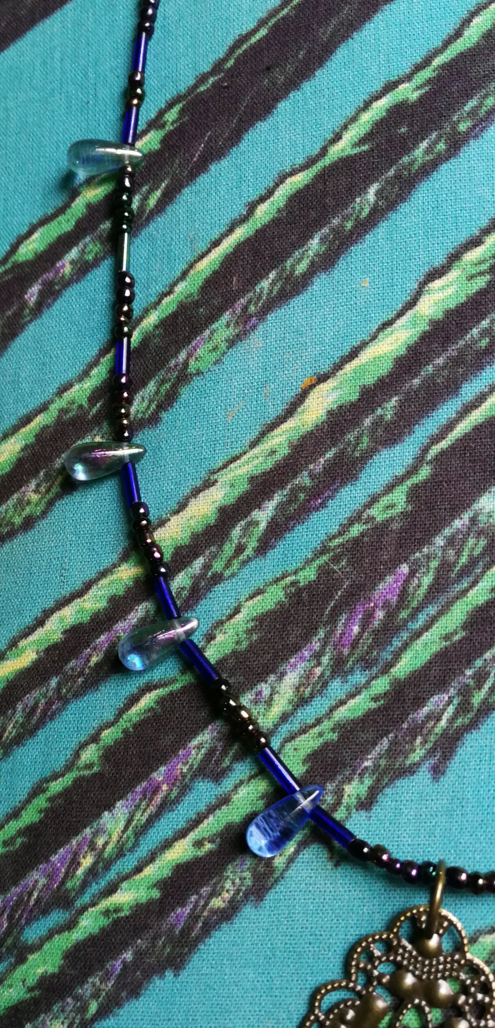 Damenkette Halskette Victorian Regenbogenperlen Glastropfen Designerschmuck True Vintage Gothic