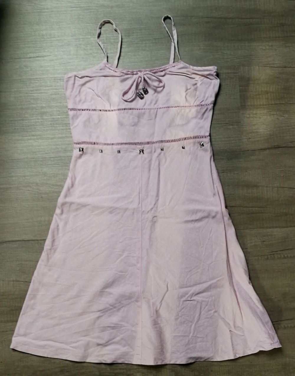 Ausgestelltes Minikleid Glockenkleid Rockchick Nieten Leinen Romantic Cut-Outs Häkelkleid