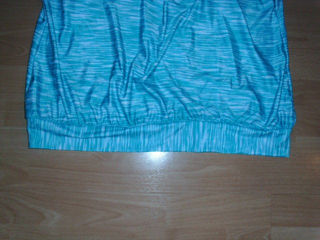 Tankinioberteil von Octopus, türkis-weiß, Gr. 50 mit Etikett