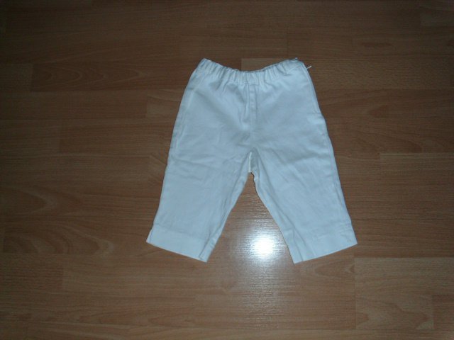 Caprihose von Oshkosh, weiß, Gr. 98