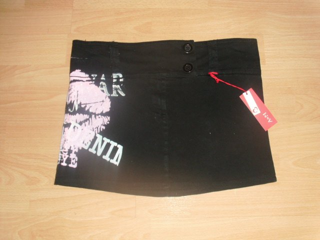 Minirock von A&M, schwarz mit Motiv, Gr. 40 mit Etikett