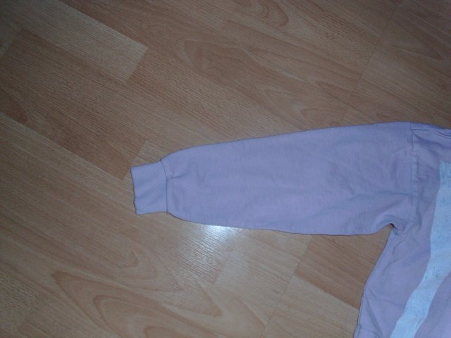 Kurzer Hoodie von Page, flieder mit Motiv, Gr. 134/140