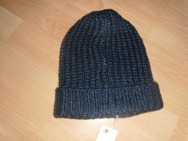 Strickmütze von Pieces,  blau, Gr. M/L mit Etikett