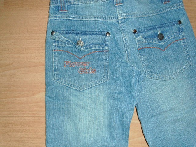  Jeansshorts von Pocopiano, Gr. 140 