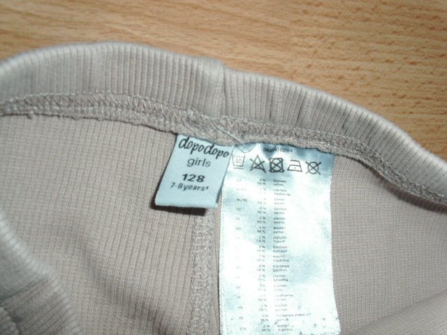 2 Leggings von Dopodopo, leicht gerippt, Gr. 128