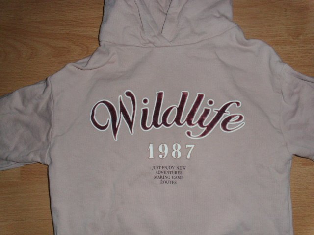 Hoodie von Mango, hellrosa mit Schriftzug, Gr. 122/128