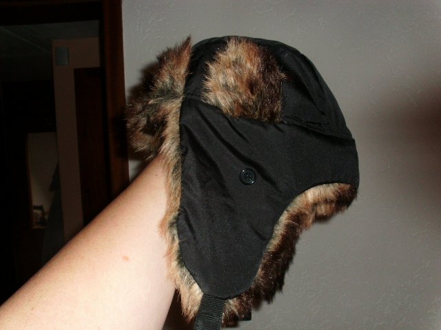 Fellmütze / Wintermütze / Chapka / Pilotenmütze, schwarz-braun, KU 58 cm