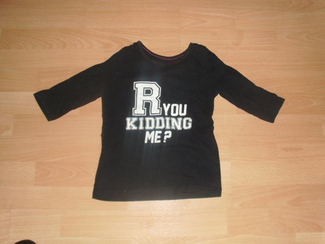 Langarmshirt von Pepperts, schwarz mit Schriftzug, Gr. 122