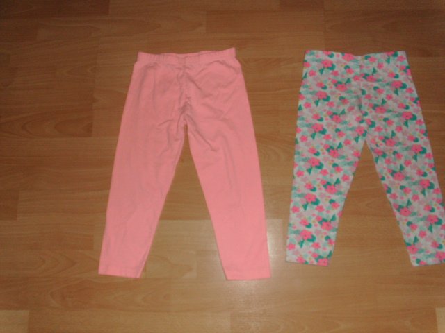 3 Caprileggings von Primark, schlicht + mit Motiv, Gr. 128