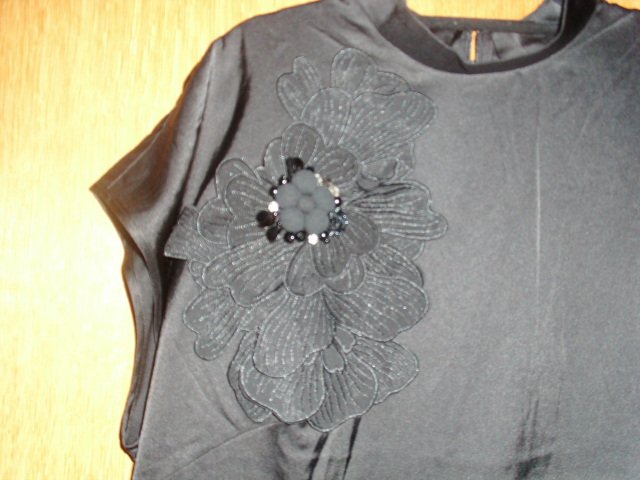 Satinshirt von Creation L, schwarz mit Applikation, Gr. 46