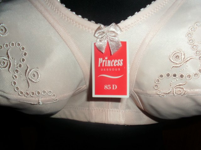 BH von Princess, beige 85D mit Etikett