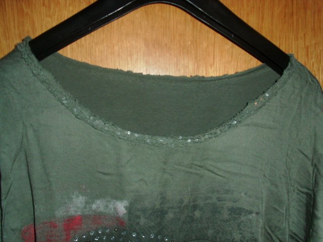 Langarmshirt, olive mit Motiv, Gr. 46