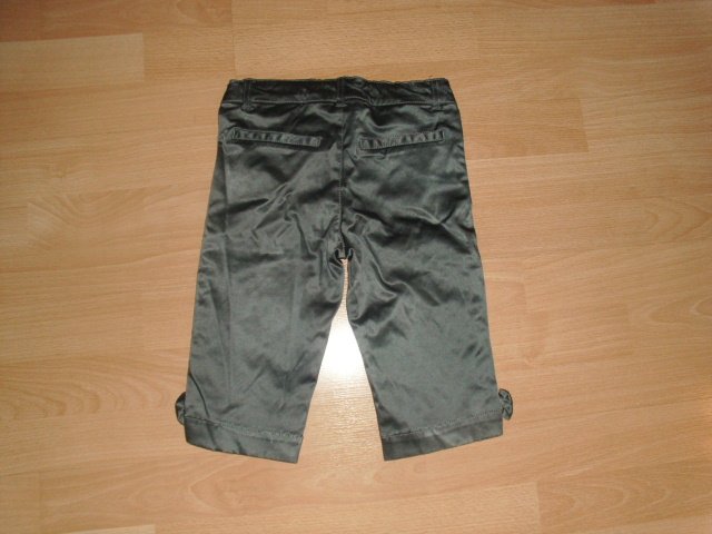 Capri-Satinhose von H&M, khaki, Gr. 116