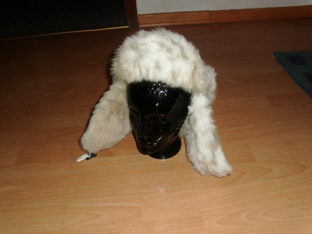 Fellmütze / Wintermütze / Chapka / Pilotenmütze, weiß-beige, KU 58 cm