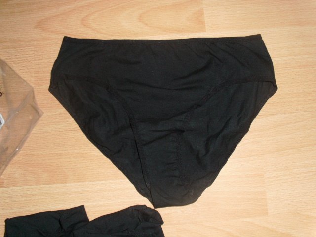 4 Slips von Lascana, schwarz, Gr. 32/34 OVP