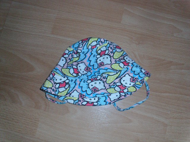 Sonnenhütchen von H&M, mit Hello Kitty, Gr. 80