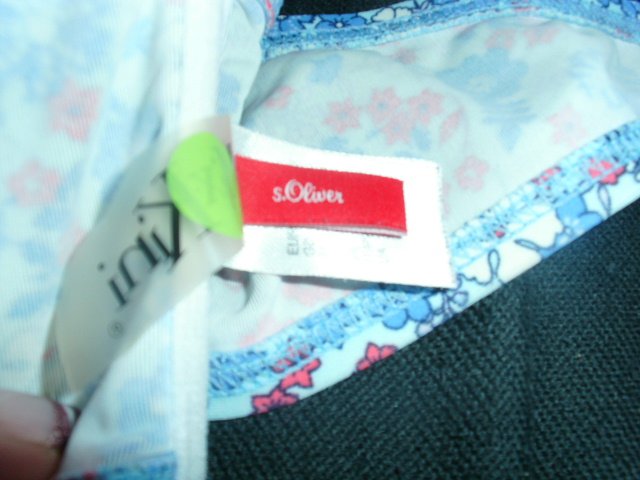 Bikinioberteil von s´Oliver, mit Blumen, Gr. 38 (B)