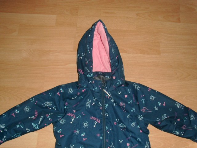 Winterjacke von H&M, blau mit Motiven, Gr. 122