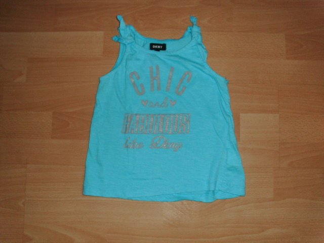 Top von DKNY, türkis mit Schriftzug, Gr. 110