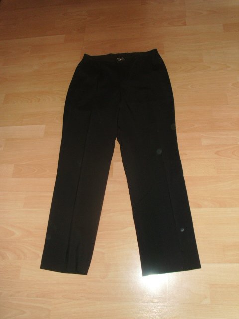 Hose, schwarz mit Rundumgummizug, Gr. 40/42