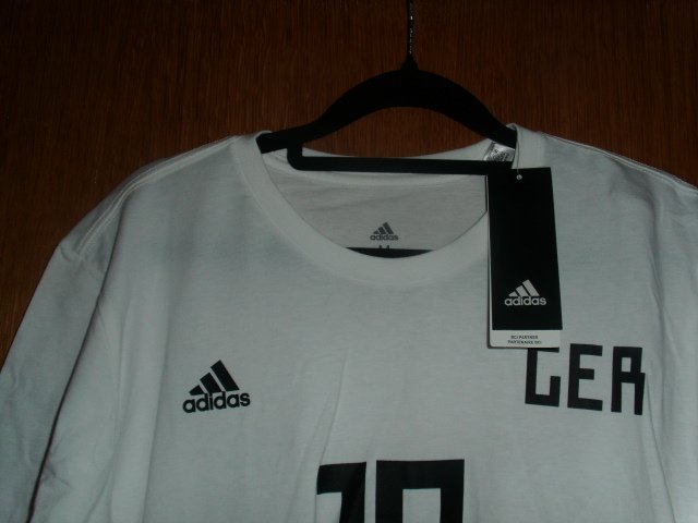 Fan T-Shirt von Adidas, weiß, Özil, Gr. M