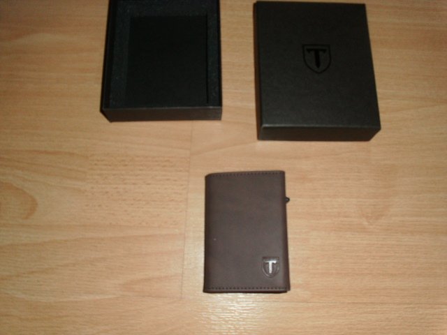 Herren Geldbörse / Wallet mit Münzfach von Tenbst, braun, OVP