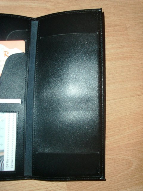 Kartenhalter / Scheckheft von Livan, schwarz, Neu