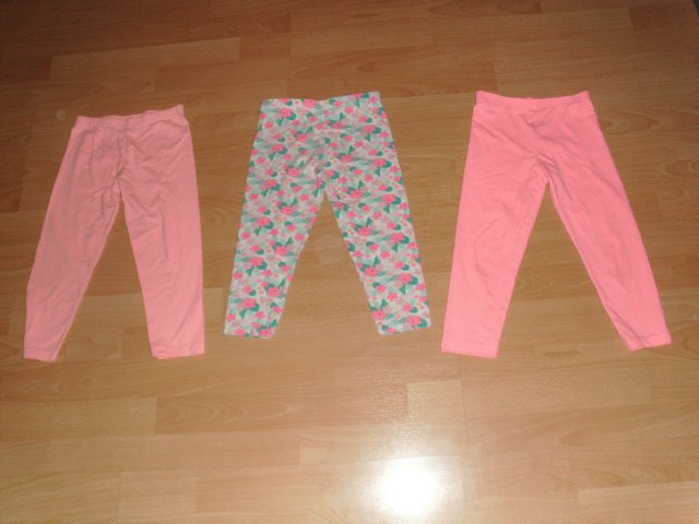 3 Caprileggings von Primark, schlicht + mit Motiv, Gr. 128
