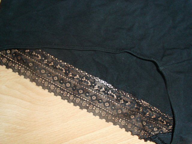 3 Hipster von Iris & Lilly, schwarz mit Spitze, Gr. 48 OVP