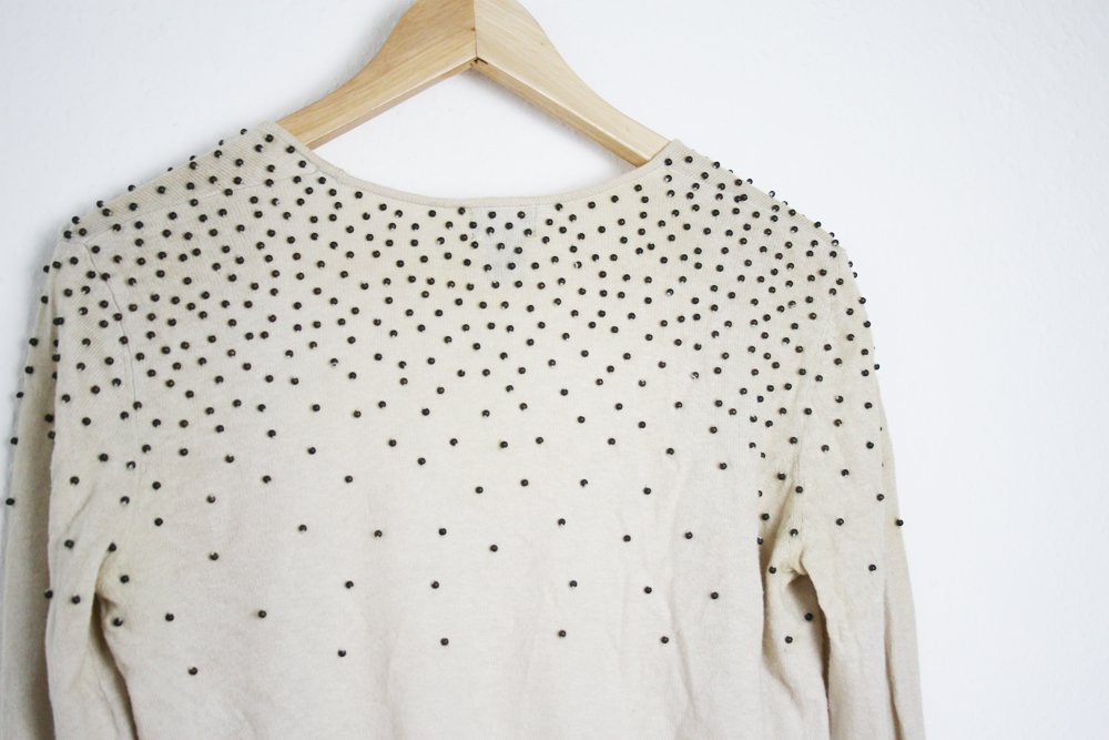 Beiger kurzer Cardigan