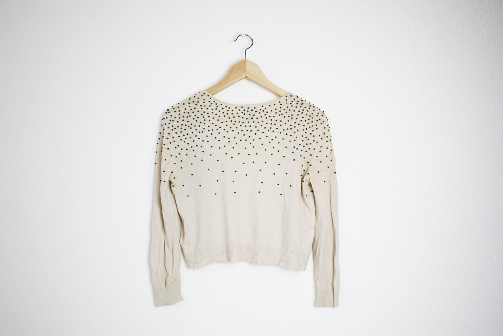 Beiger kurzer Cardigan