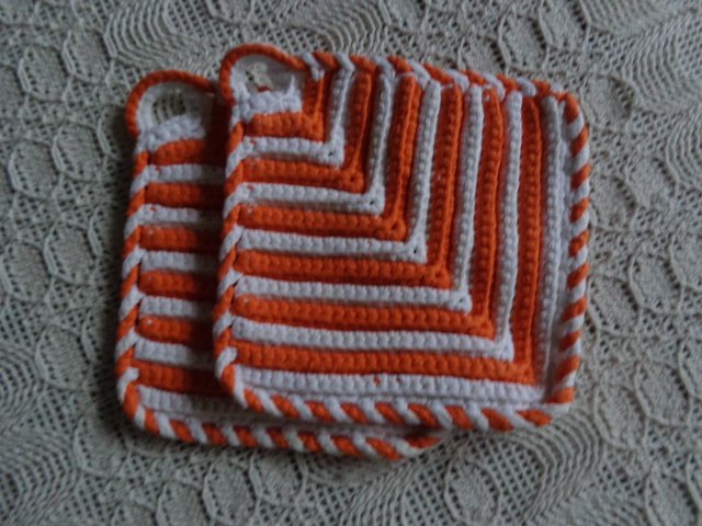 Gardinen Übergardinen, vermutlich Polyester, Brauntöne, 2 Schals 19,00 Euro