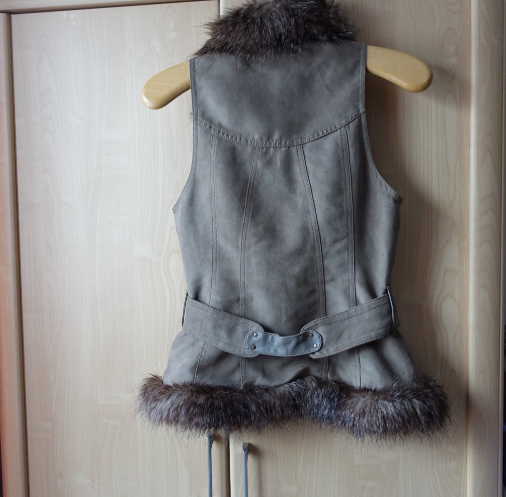 Weste, Wildleder-Weste, braun, mit Kunstfell, Gr. 34, ca. Gr. XS, Promod