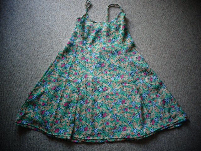 Kleid, Sommerkleid, ca. Gr. XXS bzw. ca. Gr. 32/34, oder Mädchen ca. Gr. 164, geblümt