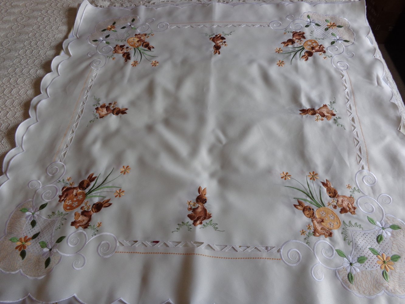 Tischleinen - Decke, Mitteldecke, Tischdecke, ca. 86 x 86 cm, jede Decke 10 Euro