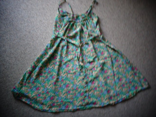 Kleid, Sommerkleid, ca. Gr. XXS bzw. ca. Gr. 32/34, oder Mädchen ca. Gr. 164, geblümt