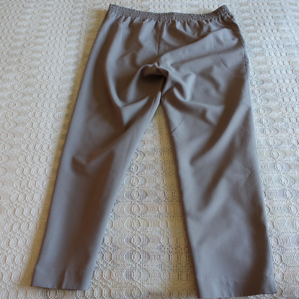 Damenhose, Hose, Schlupfhose, Stoffhose, ca. Gr. 44/46, grau