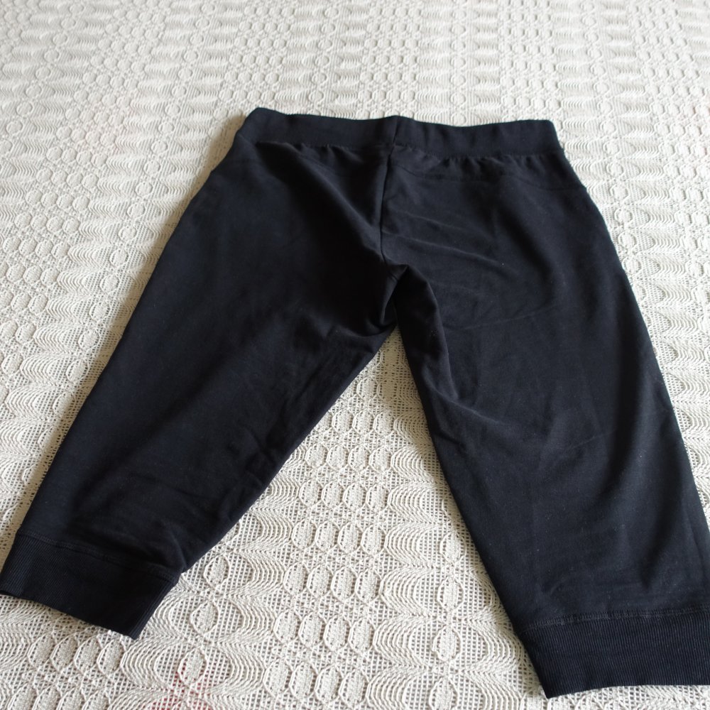 Caprihose - Hose - schwarz, Gr. M bzw. ca. Gr. 38/40, Crivit