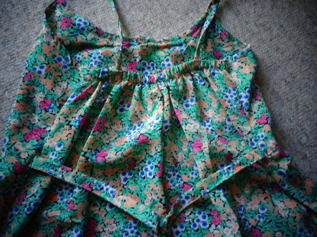 Kleid, Sommerkleid, ca. Gr. XXS bzw. ca. Gr. 32/34, oder Mädchen ca. Gr. 164, geblümt