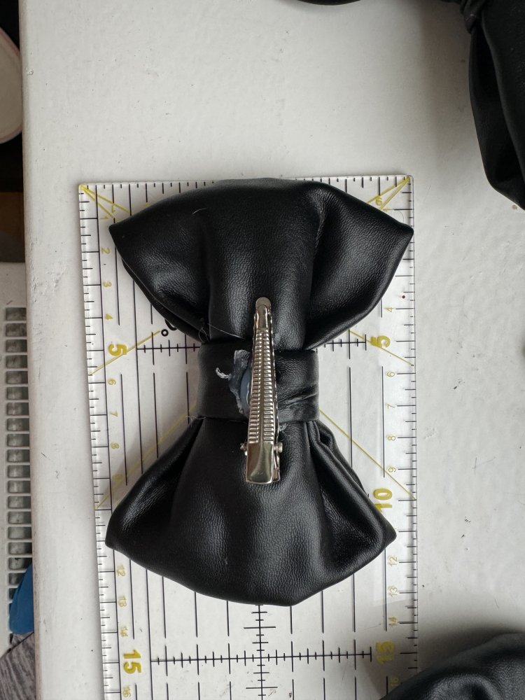 Haarschleifen Kunstleder 